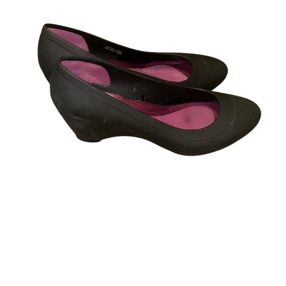 Crocs Women's black Lina Wedge Pump comfort dress shoe workwear size 7 - Picture 1 of 4